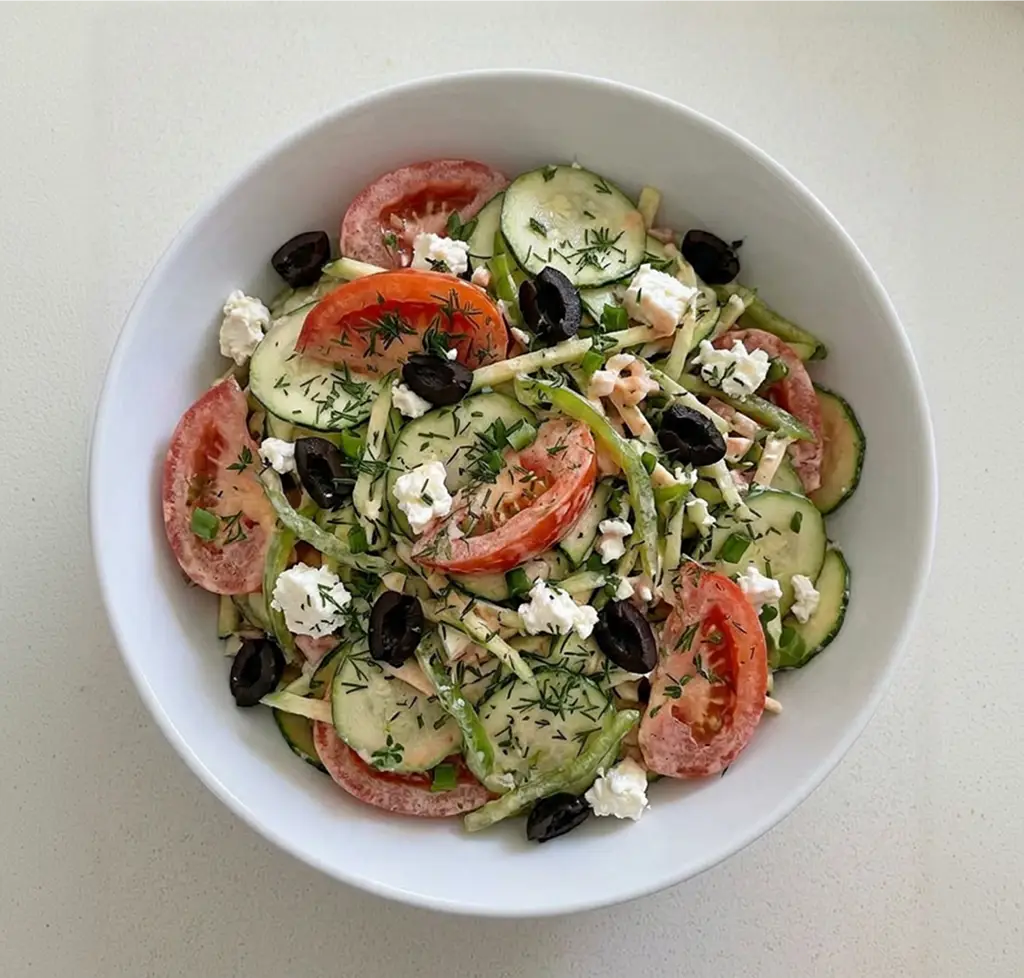 Салат із цукіні та бринзою